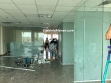 Vách kính văn phòng giá rẻ năm 2020