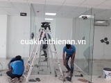 Vách kính 10mm giá rẻ nhất thị trường