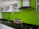 thi công kính ốp bếp giá tốt nhất quận 7