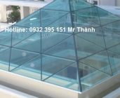 Thi công mái kính giếng trời