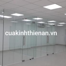 Cửa kính văn phòng giá tốt nhất thị trường