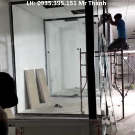 Báo giá thi công kính cường lực giá tốt nhất hcm