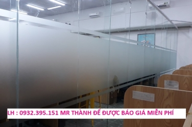 Báo giá cửa kính văn phòng giá rẻ nhất tại TP.HCM