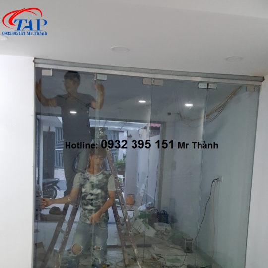 Báo giá cửa kính cường lực năm 2020