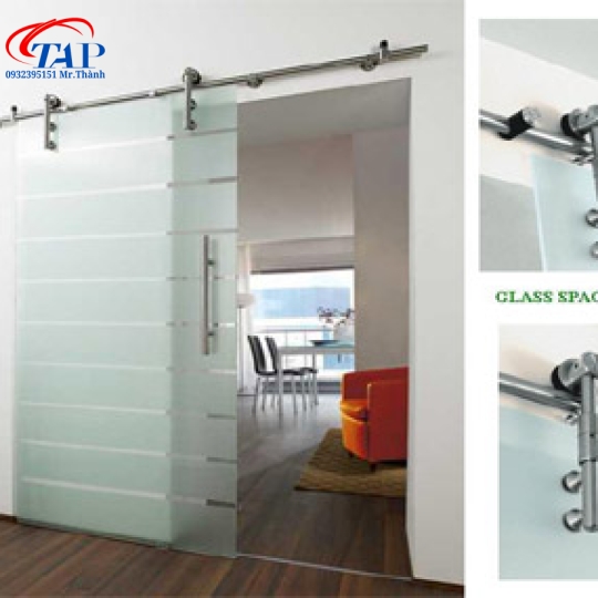 Cửa kính lùa trượt  treo tại hcm