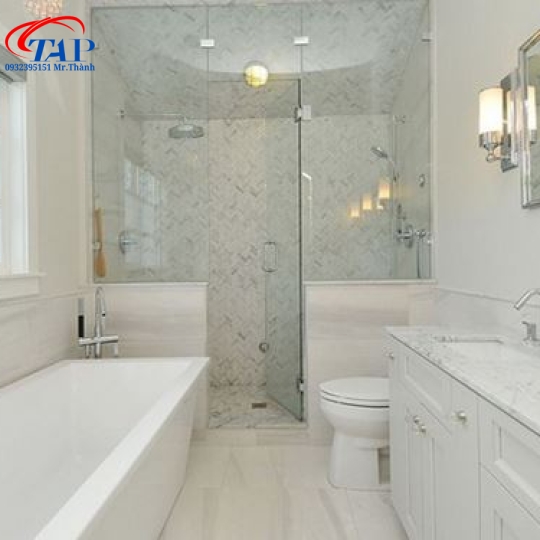 vách kính phòng tắm vát góc tại quận 1,quận 2,quận 3